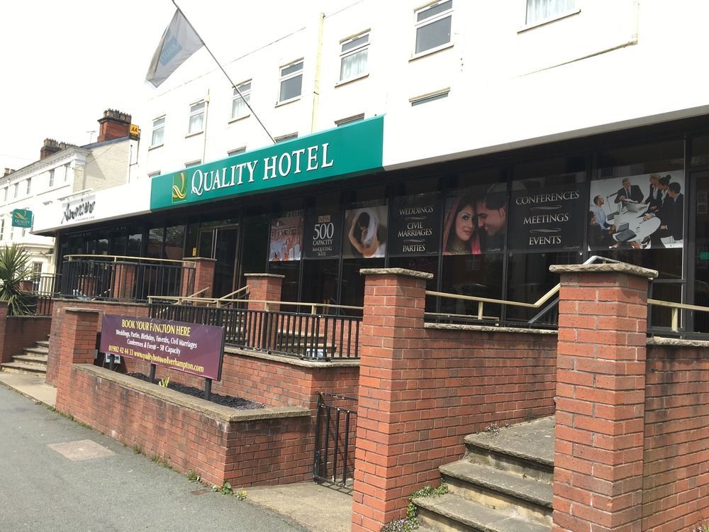 Quality Hotel Wolverhampton Extérieur photo