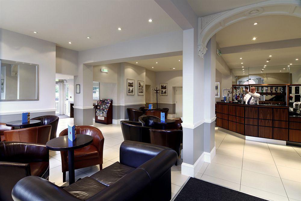 Quality Hotel Wolverhampton Extérieur photo