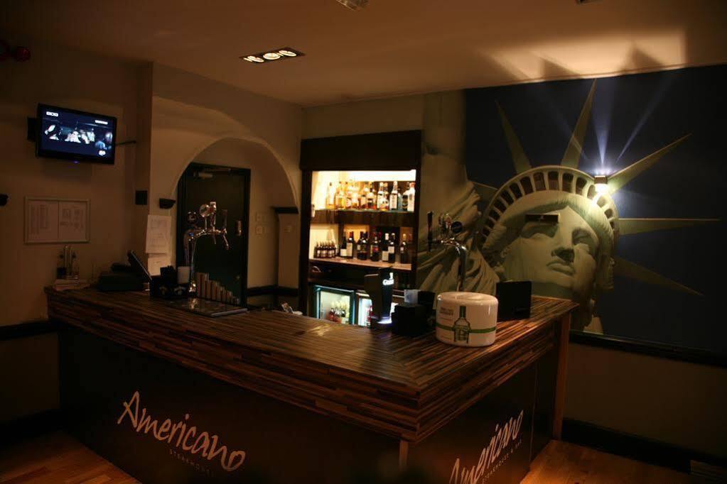 Quality Hotel Wolverhampton Extérieur photo